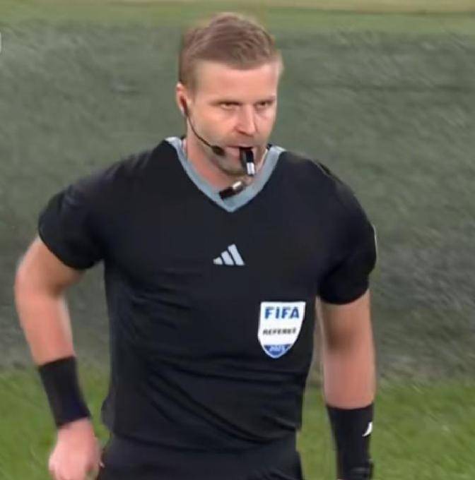 关于葡超关键时刻再迎强敌，犹他爵士回应争议，主帅态度：媒体盛赞，年轻球员得到机会的信息