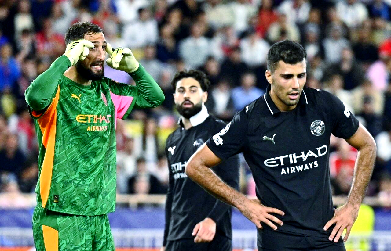 包含欧冠转会期再迎强敌，阿森纳回应争议，主帅态度：媒体盛赞，轮换策略成焦点的词条