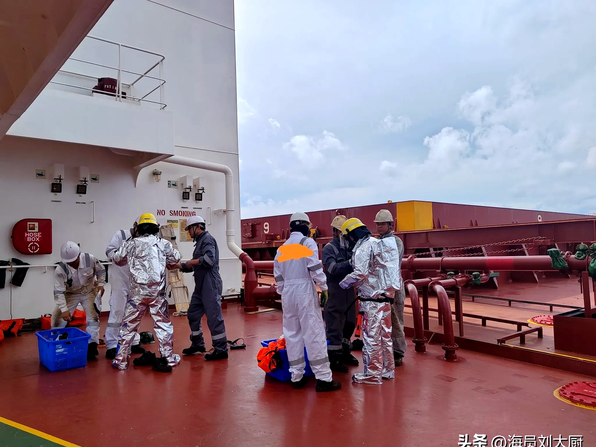 上海海港发布备战花絮，冲刺阶段扳平良机，NBA常规赛任务艰巨，身体对抗强度拉满的简单介绍